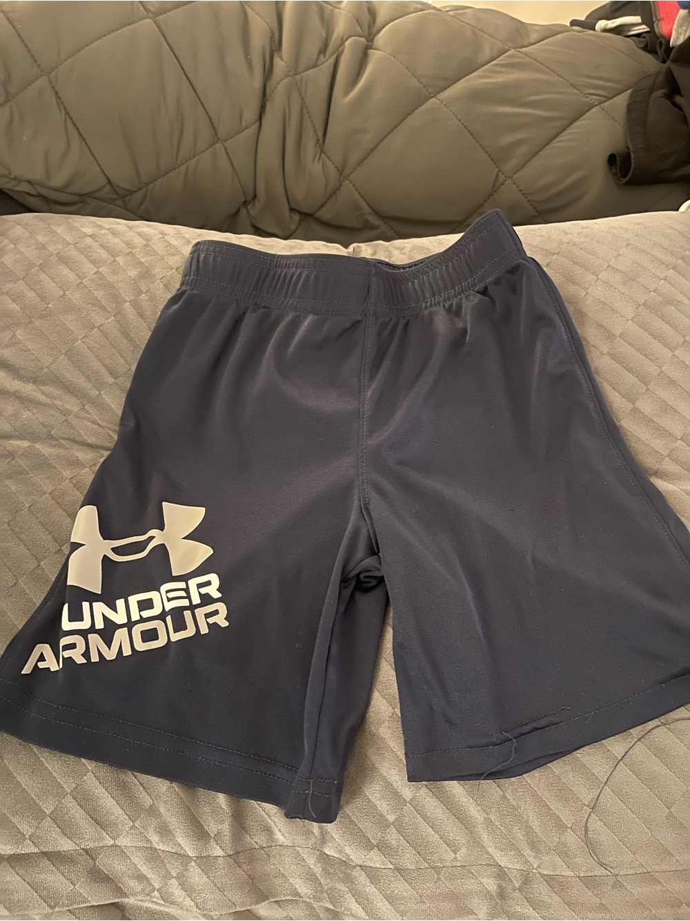 Boy’s Underarmour black shorts